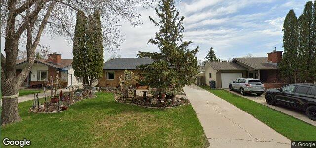 Larawan ng 15 Thornhill Bay sa Winnipeg, Manitoba