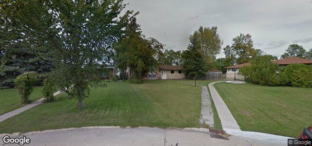Larawan ng 17 Petersfield Place sa Winnipeg, Manitoba