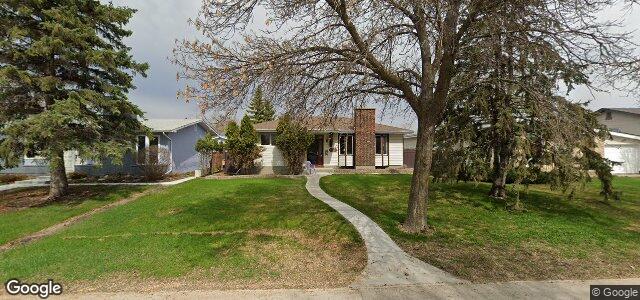 Larawan ng 172 Rochester Avenue sa Winnipeg, Manitoba