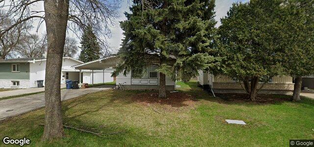 Larawan ng 18 Celtic Bay sa Winnipeg, Manitoba