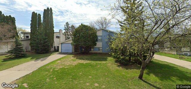 Larawan ng 18 St Dunstan'S Bay sa Winnipeg, Manitoba