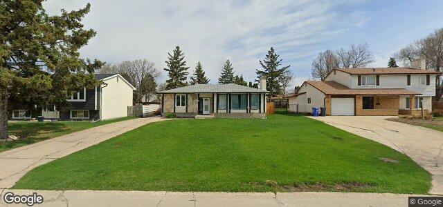 Larawan ng 18 St Edmund'S Bay sa Winnipeg, Manitoba