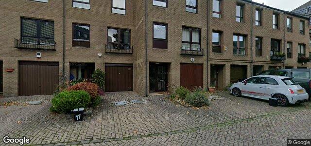 Larawan ng 18 Sunbury Place sa Winnipeg, Manitoba