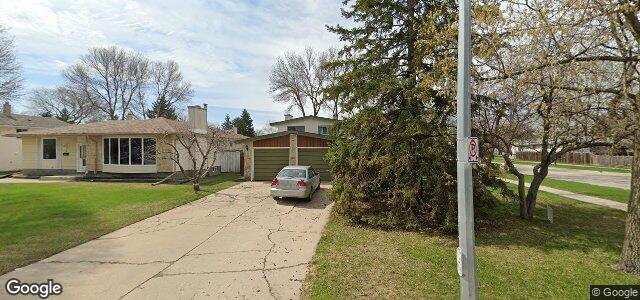 Larawan ng 2 Emory Road sa Winnipeg, Manitoba