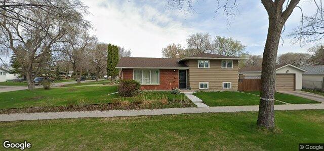 Larawan ng 2 Tulane Bay sa Winnipeg, Manitoba