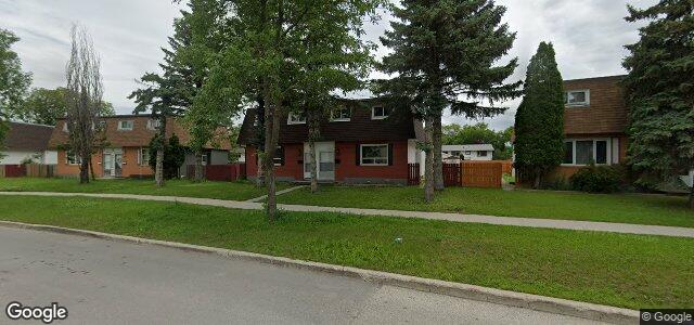 Photo of 205 Dalhousie Drive in Winnipeg, Manitoba