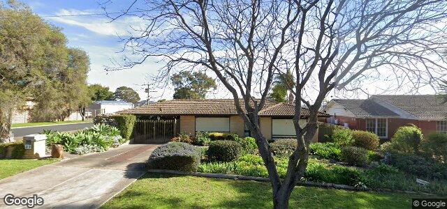 Larawan ng 22 Leeds Avenue sa Winnipeg, Manitoba