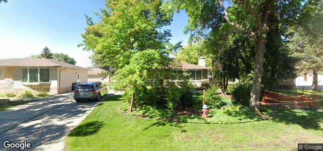 Larawan ng 220 Rochester Avenue sa Winnipeg, Manitoba