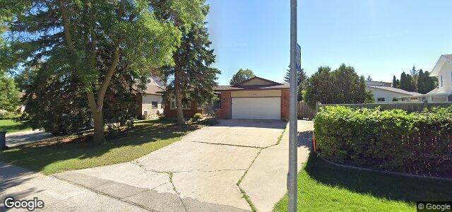 Larawan ng 241 Rochester Avenue sa Winnipeg, Manitoba