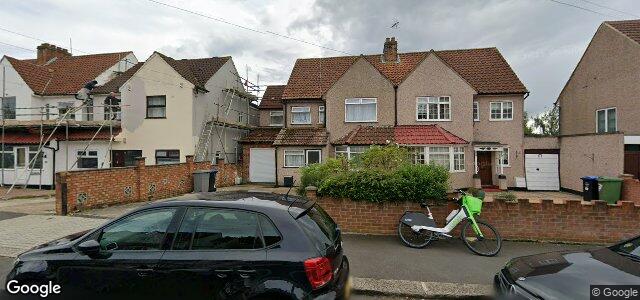 Larawan ng 26 Burgess Avenue sa Winnipeg, Manitoba