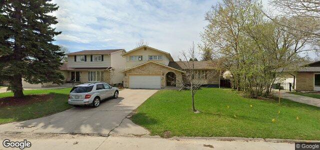 Larawan ng 26 Millikin Road sa Winnipeg, Manitoba