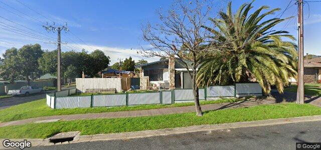 Larawan ng 27 Leeds Avenue sa Winnipeg, Manitoba