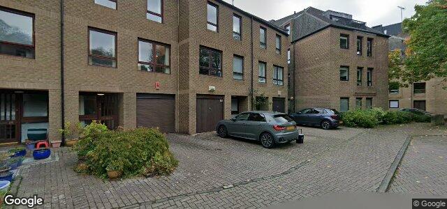 Larawan ng 27 Sunbury Place sa Winnipeg, Manitoba