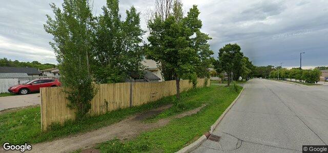 Larawan ng 3 Magdalene Bay sa Winnipeg, Manitoba