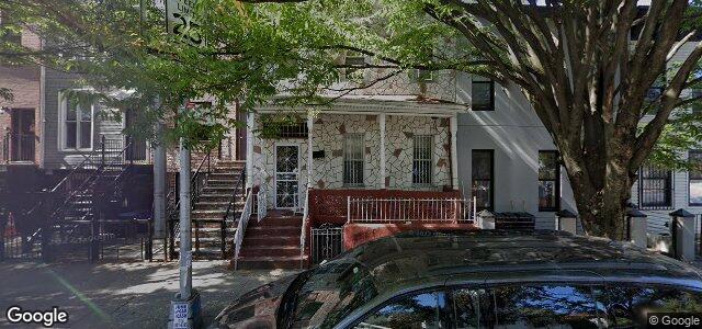 Larawan ng 30 Rochester Avenue sa Winnipeg, Manitoba