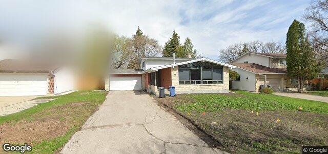 Photo of 31 Oberlin Road in Winnipeg, Manitoba