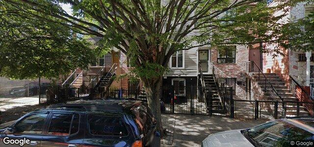 Larawan ng 34 Rochester Avenue sa Winnipeg, Manitoba