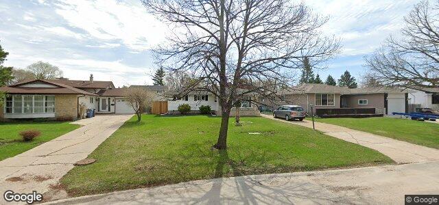Larawan ng 35 Emory Road sa Winnipeg, Manitoba