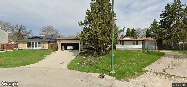 Larawan ng 35 St Dunstan'S Bay sa Winnipeg, Manitoba