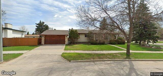 Larawan ng 369 Dalhousie Drive sa Winnipeg, Manitoba