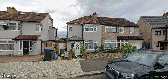 Larawan ng 38 Burgess Avenue sa Winnipeg, Manitoba