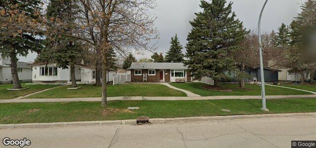 390 Dalhousie Drive（加拿大曼尼托巴省溫尼伯市）房屋照片