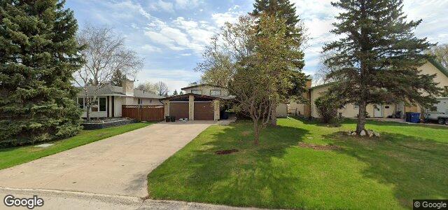 Larawan ng 42 St Edmund'S Bay sa Winnipeg, Manitoba