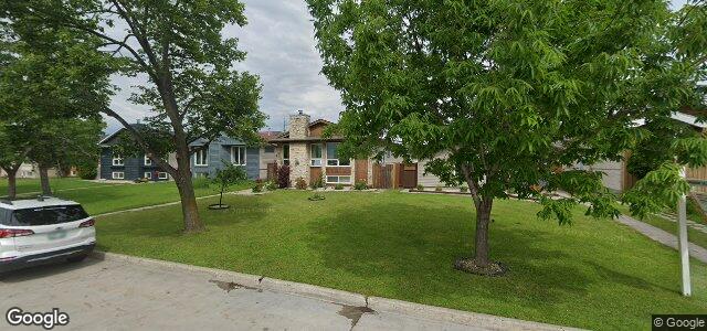 Larawan ng 49 Mapleridge Avenue sa Winnipeg, Manitoba