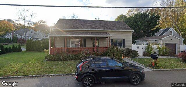 Larawan ng 50 Burgess Avenue sa Winnipeg, Manitoba