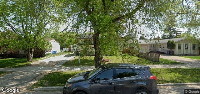 Larawan ng 50 Greyfriars Road sa Winnipeg, Manitoba