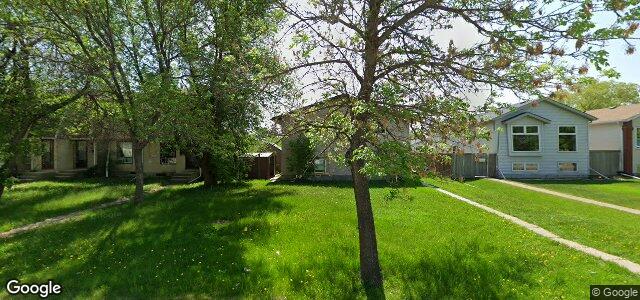 Larawan ng 51 Mapleridge Avenue sa Winnipeg, Manitoba