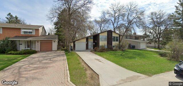 Larawan ng 51 St Dunstan'S Bay sa Winnipeg, Manitoba