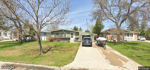 Larawan ng 51 Temple Bay sa Winnipeg, Manitoba