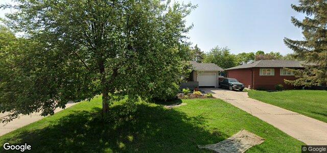 Larawan ng 51 Valence Avenue sa Winnipeg, Manitoba