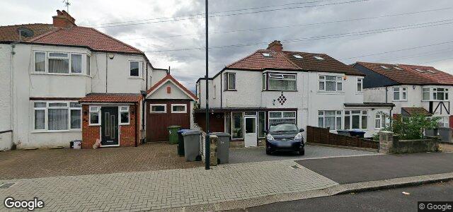 Larawan ng 54 Burgess Avenue sa Winnipeg, Manitoba