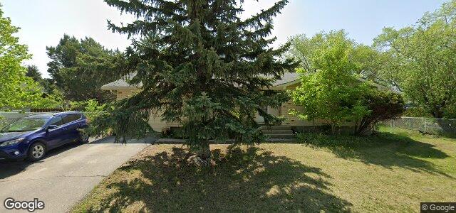 Photo of 58 Leeds Avenue in Winnipeg, Manitoba