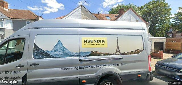 Larawan ng 6 Rochester Avenue sa Winnipeg, Manitoba