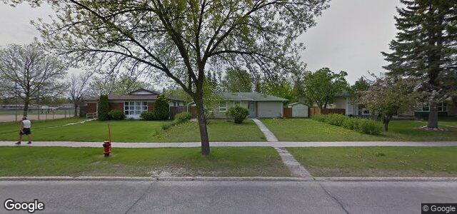 Larawan ng 603 Dalhousie Drive sa Winnipeg, Manitoba