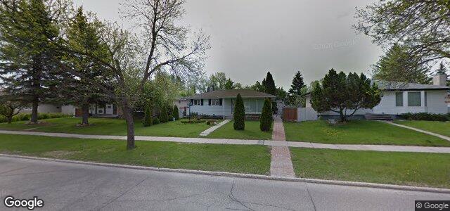 Larawan ng 611 Dalhousie Drive sa Winnipeg, Manitoba