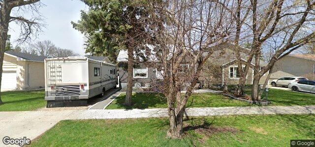 Larawan ng 611 Townsend Avenue sa Winnipeg, Manitoba