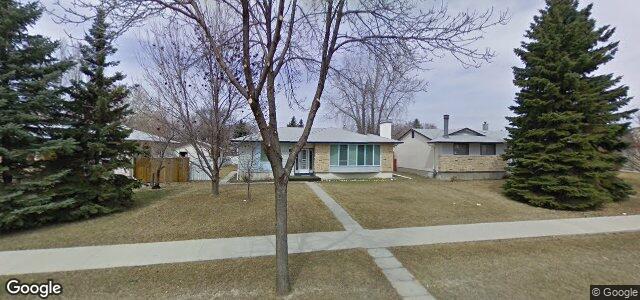Larawan ng 612 Dalhousie Drive sa Winnipeg, Manitoba