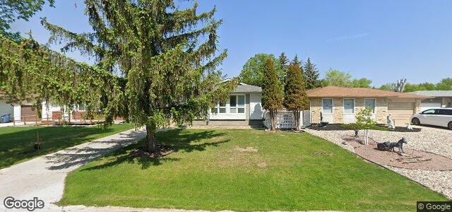 Larawan ng 62 Valence Avenue sa Winnipeg, Manitoba