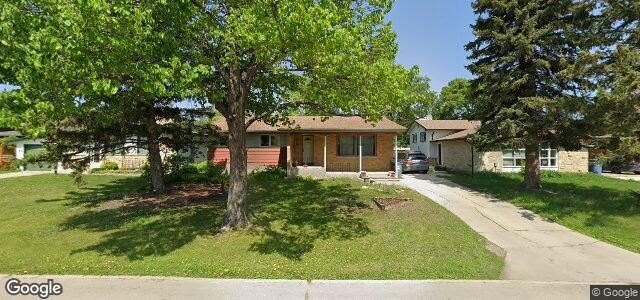 Larawan ng 63 Leeds Avenue sa Winnipeg, Manitoba