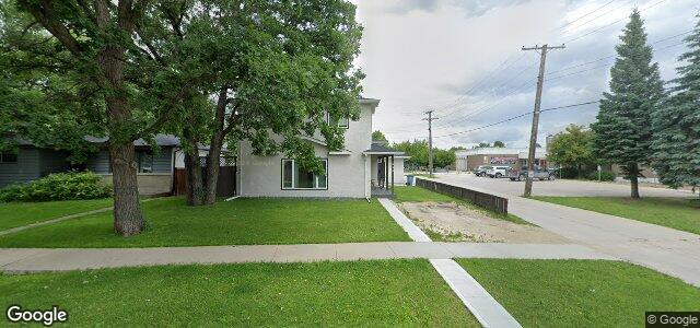 Photo of 653 Patricia Avenue in Winnipeg, Manitoba