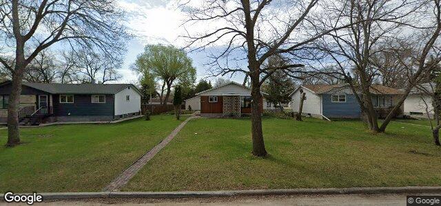 Larawan ng 654 Pasadena Avenue sa Winnipeg, Manitoba