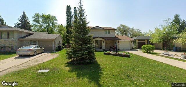 Larawan ng 66 Leeds Avenue sa Winnipeg, Manitoba