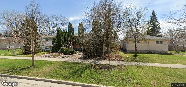 Photo of 660 Townsend Avenue in Winnipeg, Manitoba