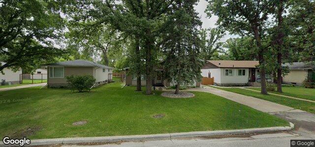 Larawan ng 668 Patricia Avenue sa Winnipeg, Manitoba