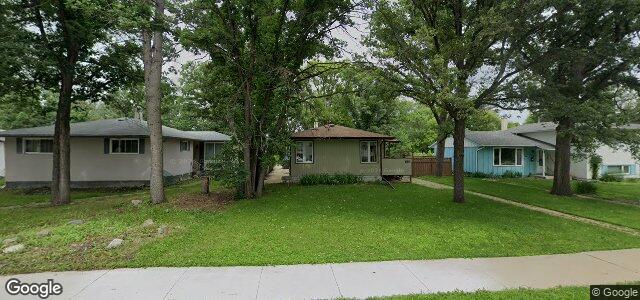 Photo of 669 Patricia Avenue in Winnipeg, Manitoba