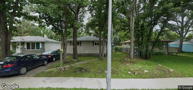 Photo of 673 Patricia Avenue in Winnipeg, Manitoba